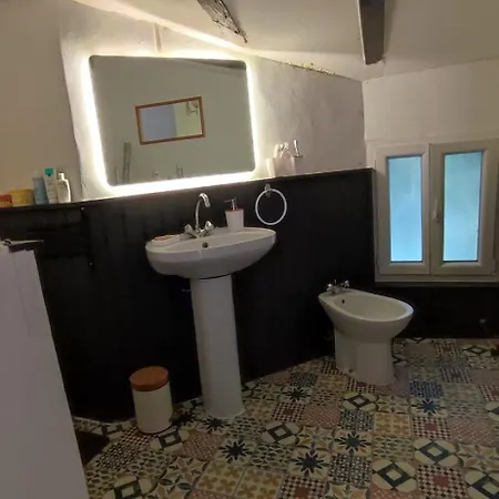 Holiday home Maison 3 Chambres, Bourg De Les Moutiers-les-Mauxfaits